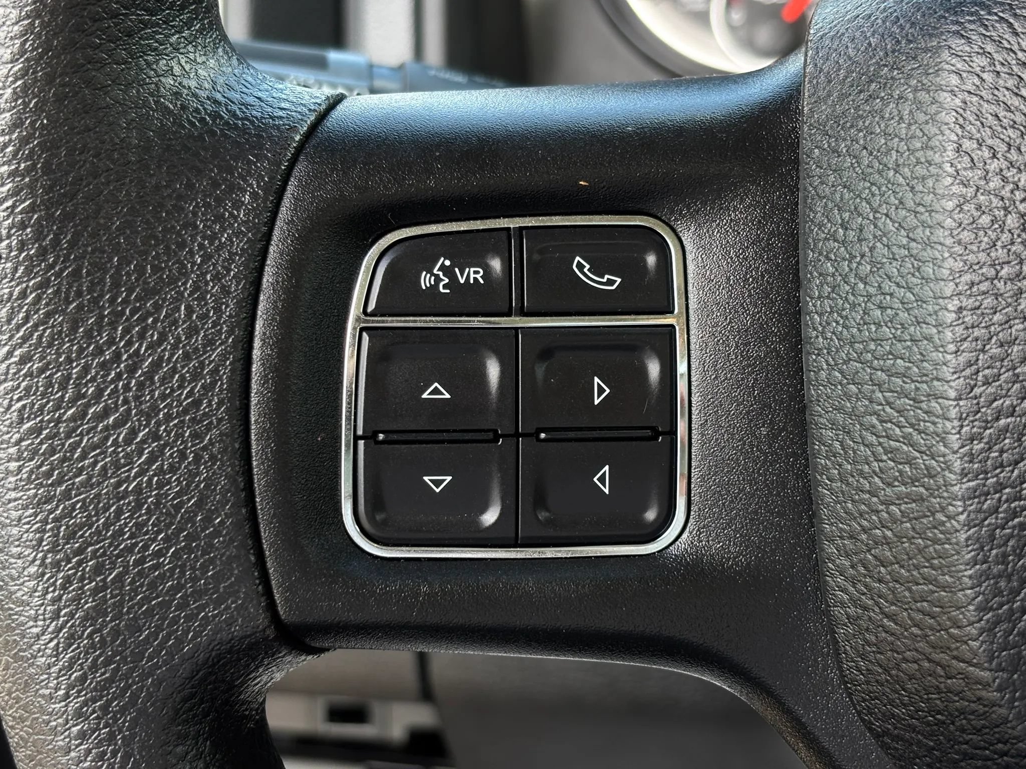 Used 2018 RAM 3500 Tradesman w/ Chrome Appearance Group AWD/4WD image 24
