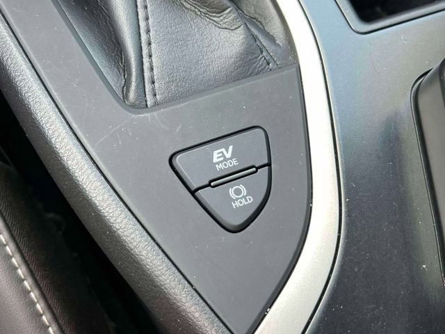 Certified 2023 Lexus UX 250h AWD w/ Accessory Package (Z2) image 37