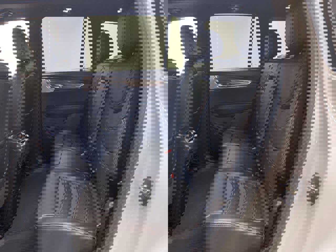 Used 2020 Cadillac XT6 Premium Luxury w/ Platinum Package image 18