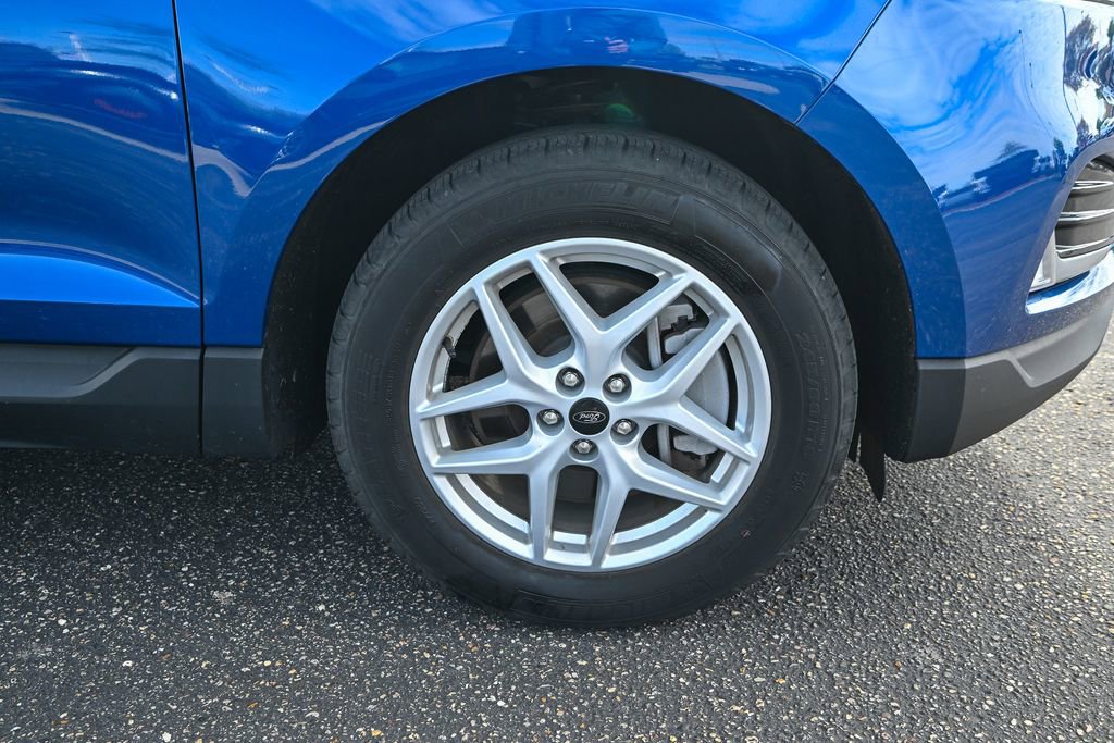 Certified 2024 Ford Edge SEL w/ Convenience Package AWD/4WD image 15