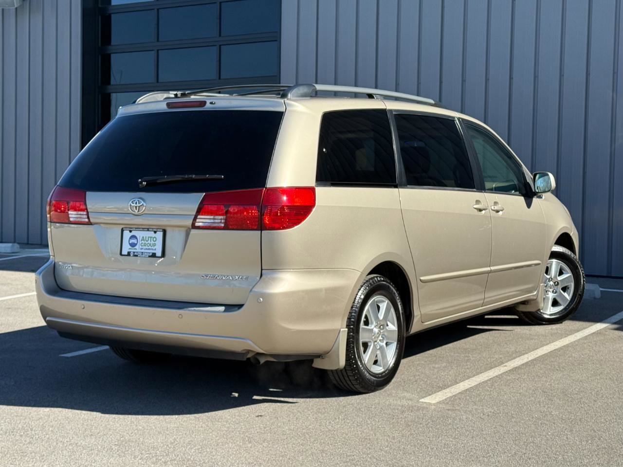 Used 2005 Toyota Sienna XLE image 5