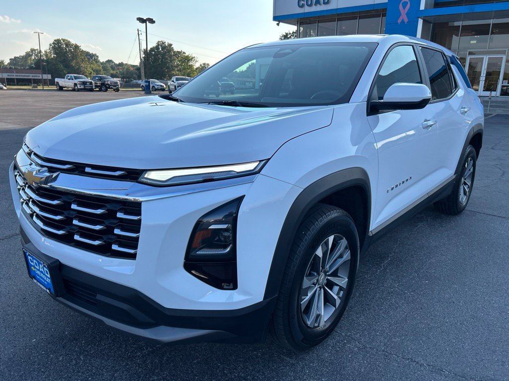 Used 2025 Chevrolet Equinox LT AWD/4WD image 7