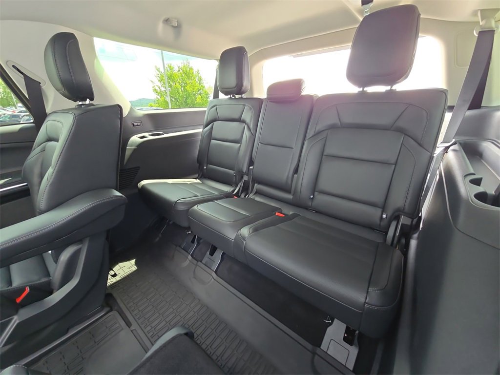 New 2025 Lincoln Navigator L Reserve image 24