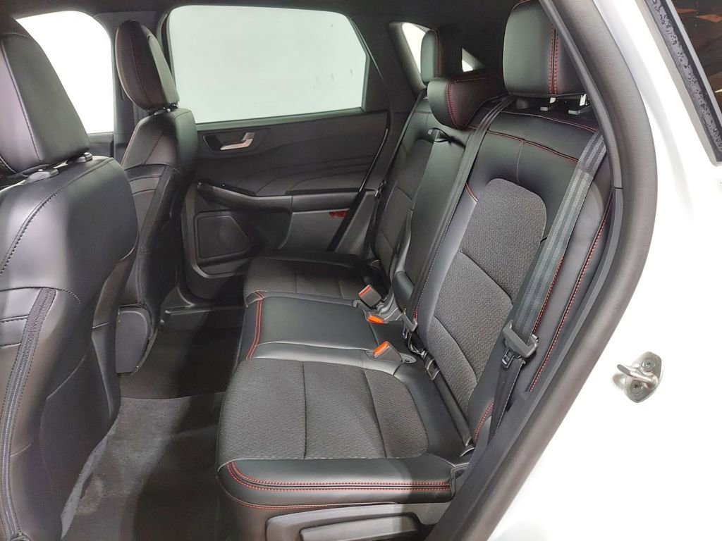 New 2025 Ford Escape ST-Line w/ Tech Pack #1 image 19