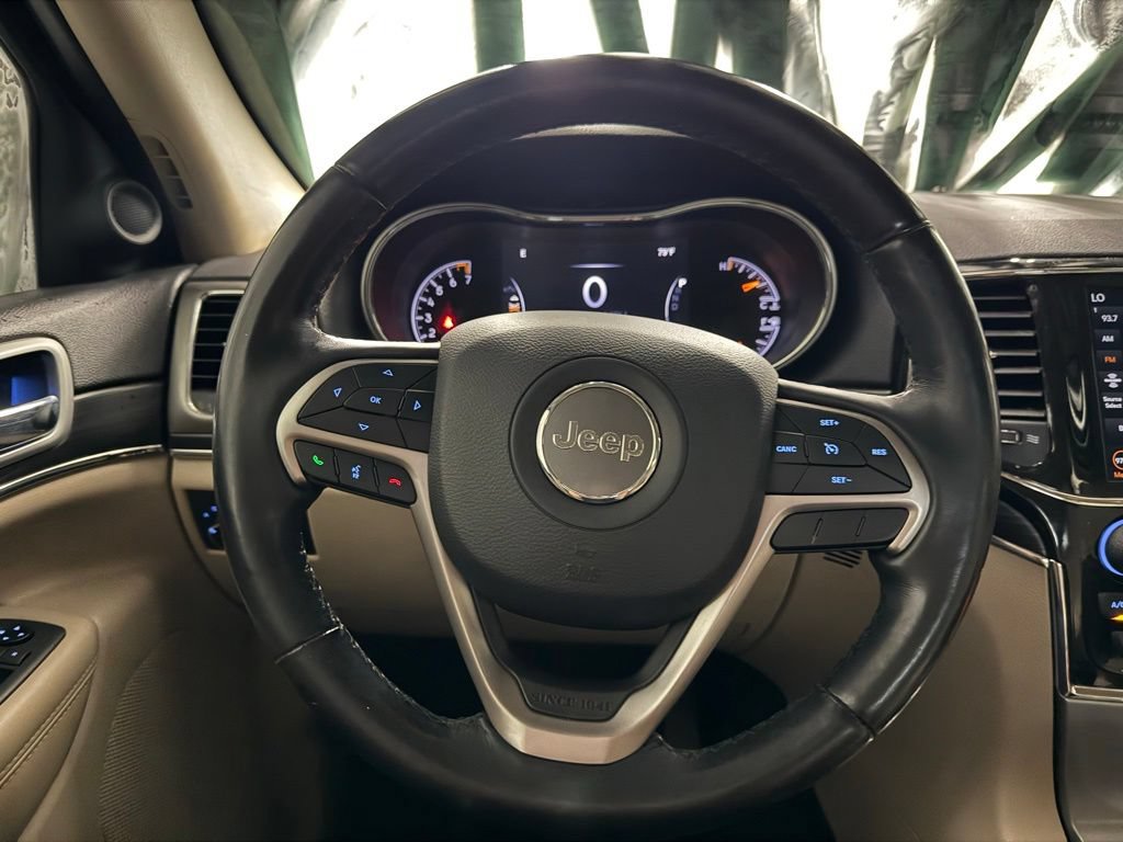 Used 2021 Jeep Grand Cherokee Limited AWD/4WD image 13