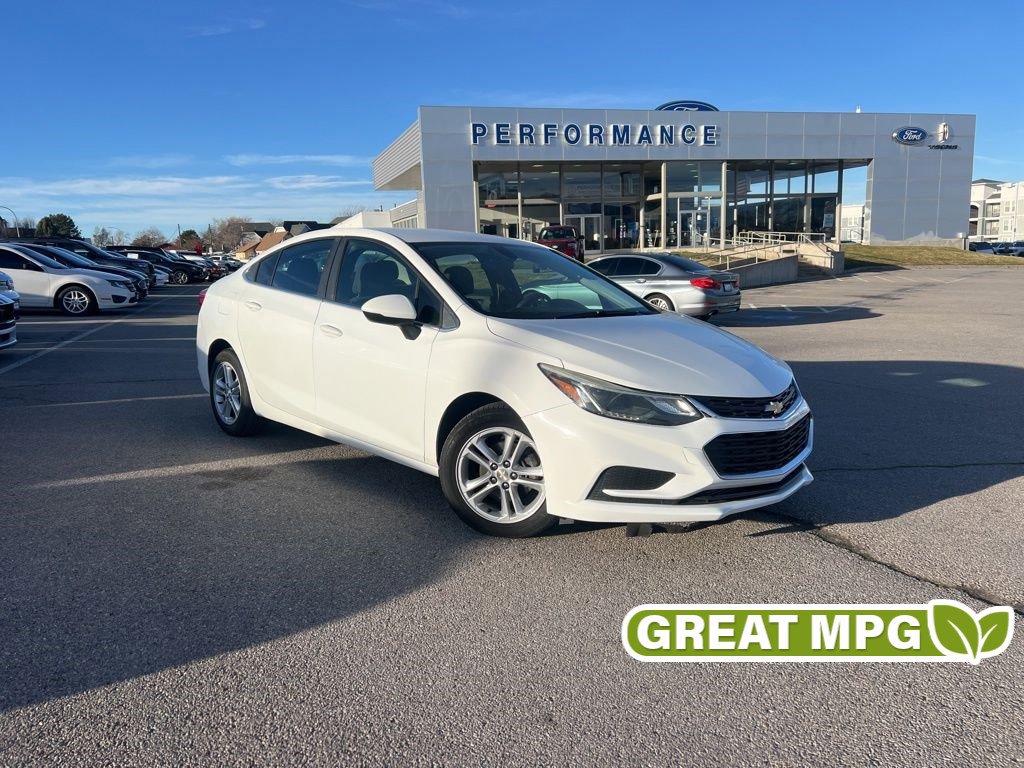 Used 2017 Chevrolet Cruze LT