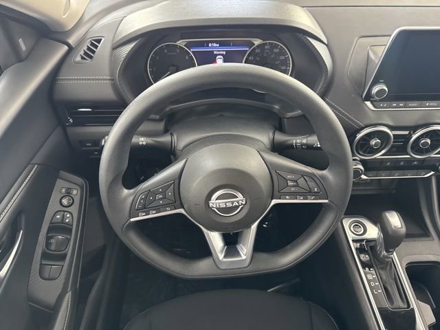 Used 2025 Nissan Sentra SV image 29