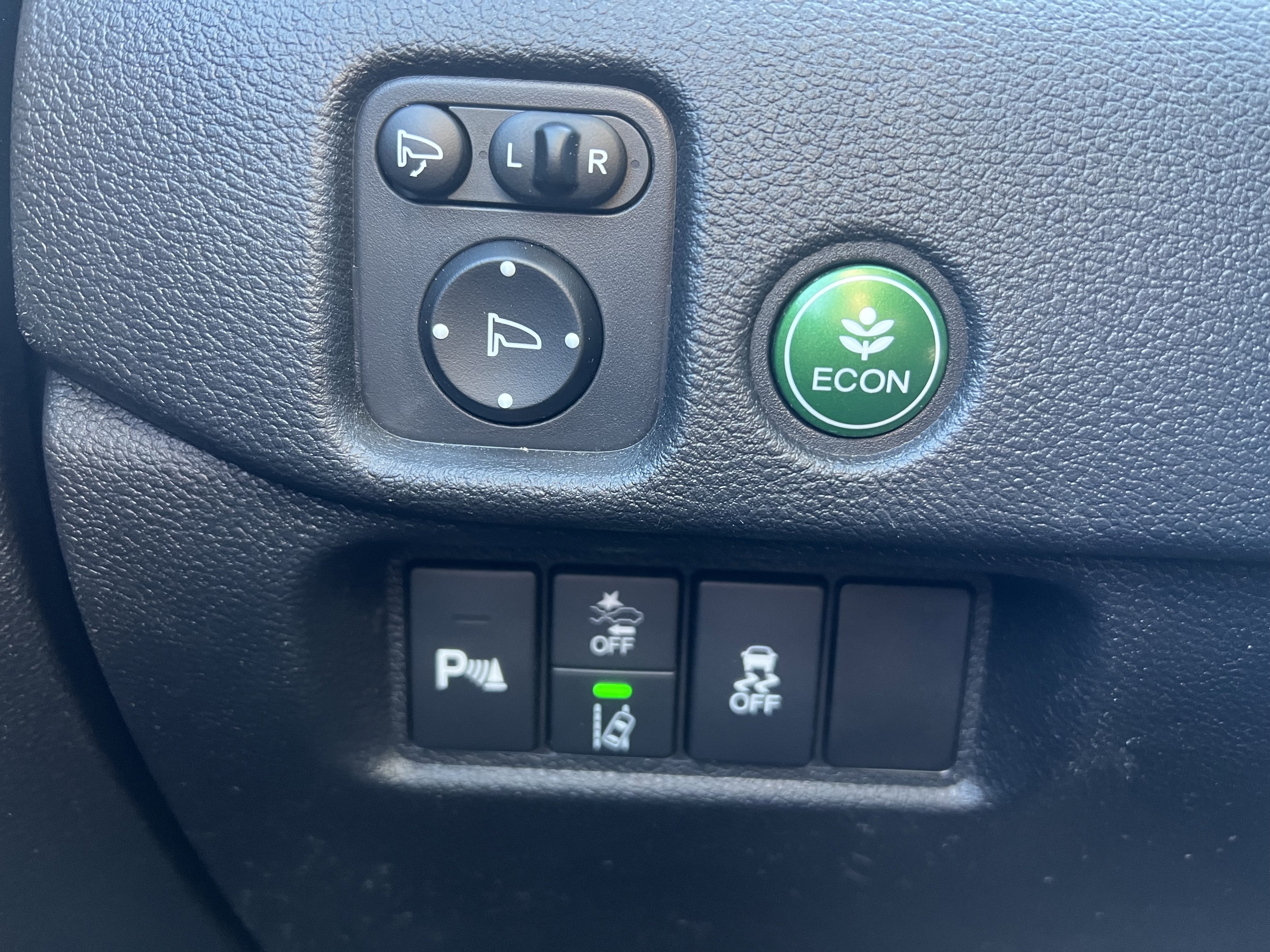 Used 2020 Honda Pilot Black Edition image 23