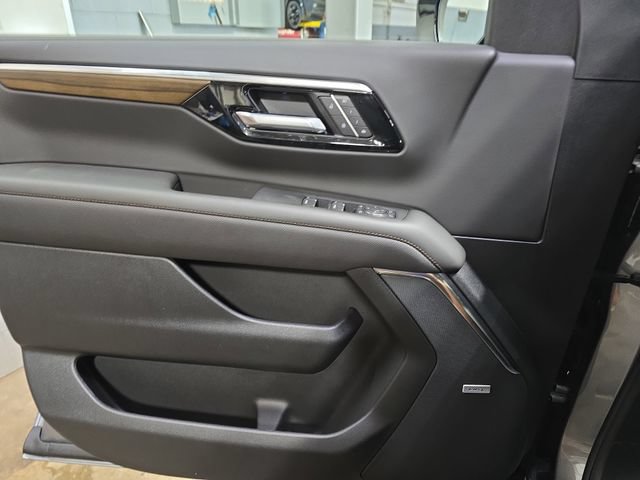 New 2026 Chevrolet Tahoe High Country AWD/4WD image 29