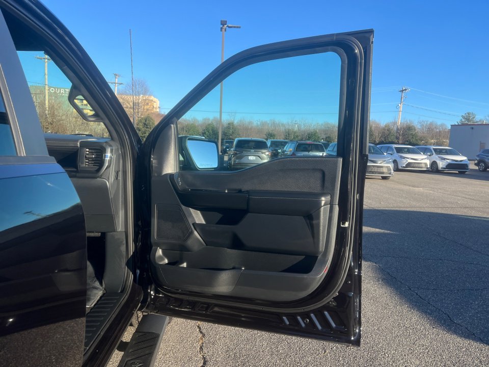 Used 2024 Ford F150 STX image 35