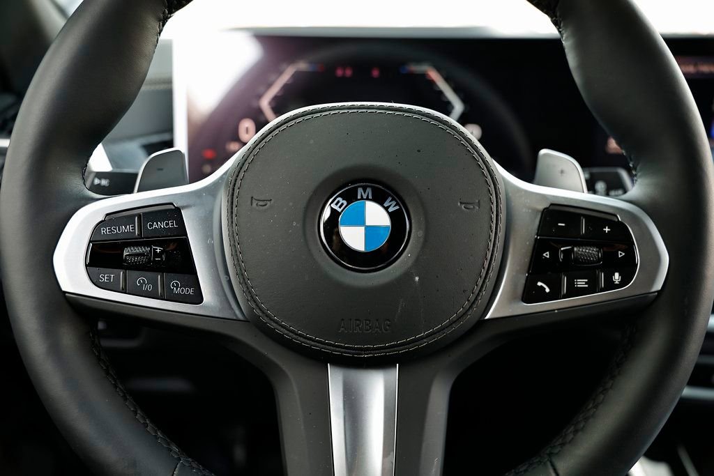 Used 2026 BMW X5 xDrive40i w/ M Sport Package image 32