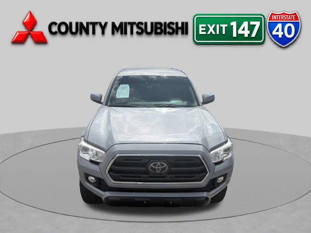 Used 2019 Toyota Tacoma SR5 AWD/4WD image 4