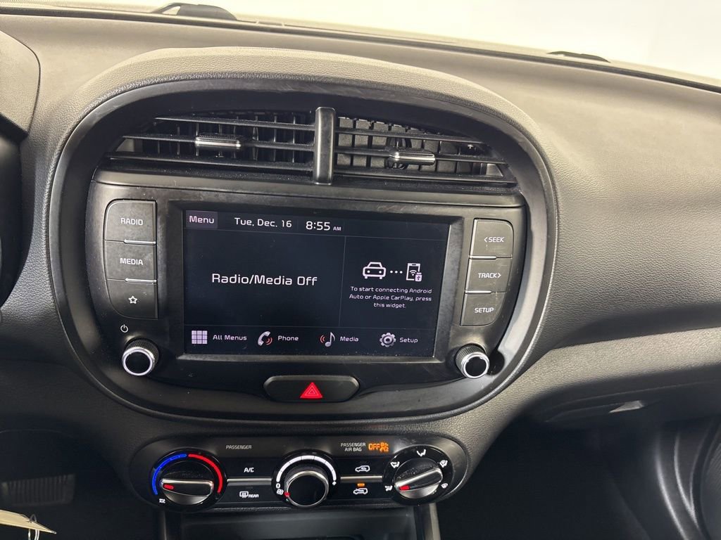 Used 2023 Kia Soul LX image 25