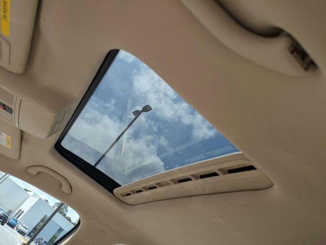 Used 2015 Volkswagen Passat TDI SEL Premium FWD image 21
