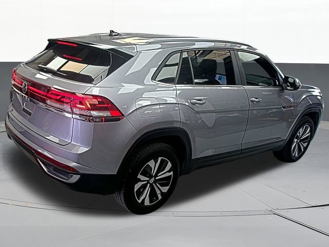 Used 2024 Volkswagen Atlas Cross Sport SE image 4