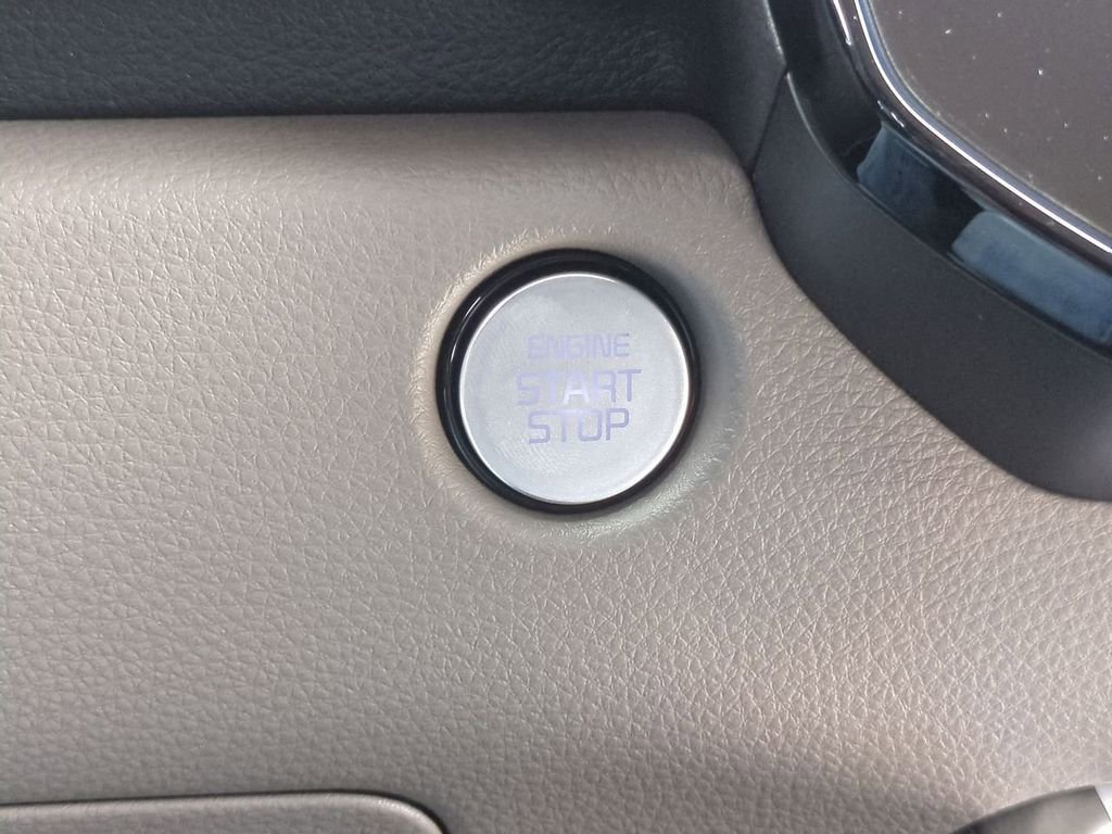 New 2026 Kia Carnival SX FWD image 17