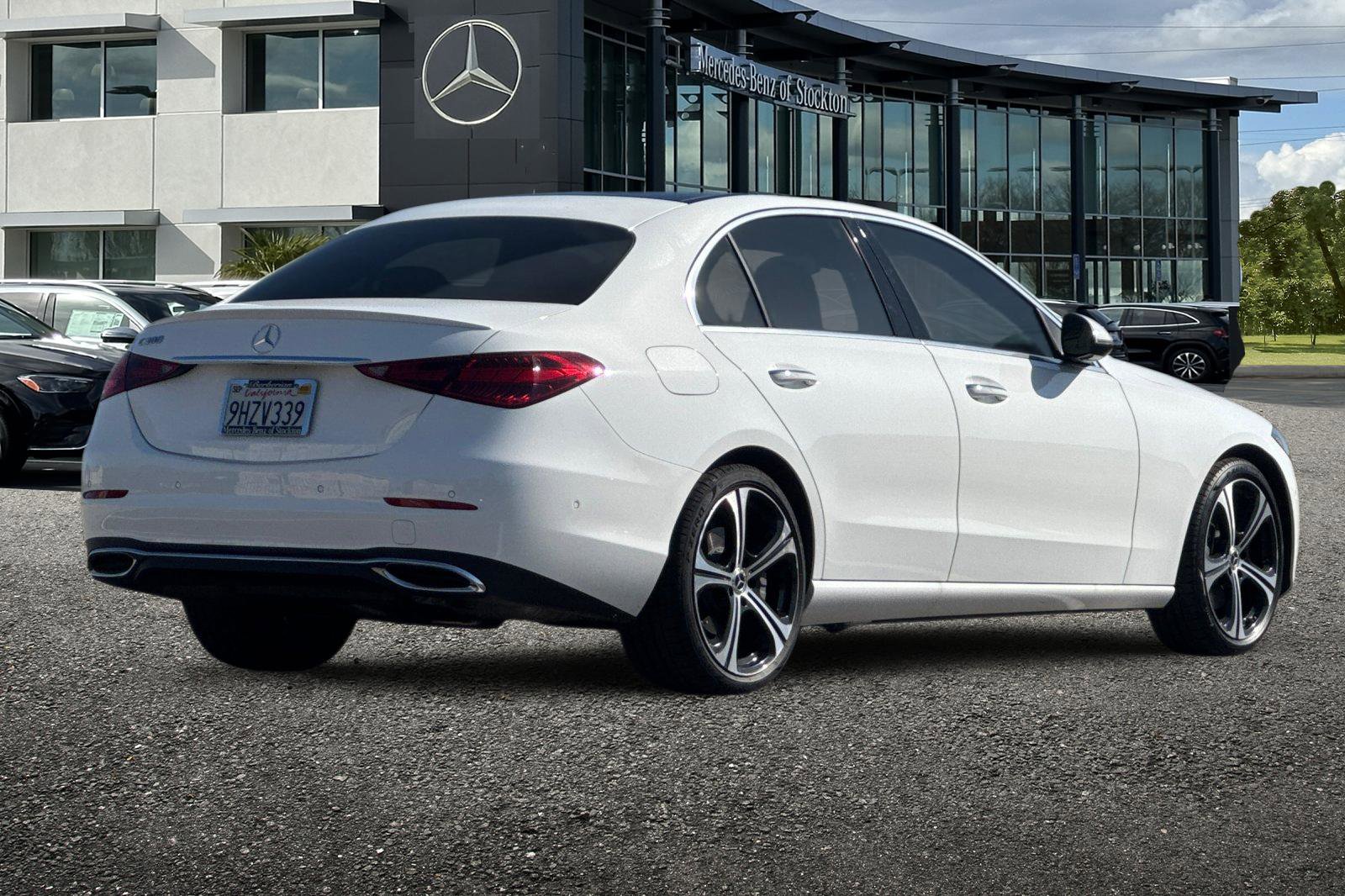 Used 2023 Mercedes-Benz C 300 Sedan image 4