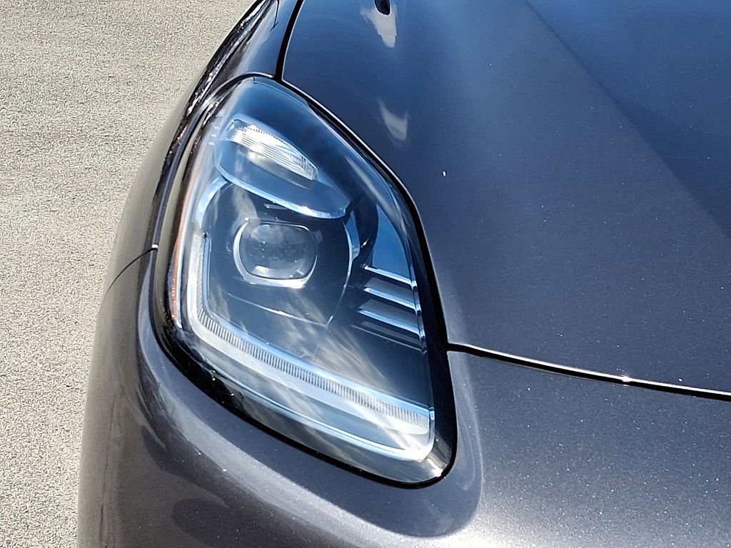 Used 2024 Maserati Grecale GT image 9