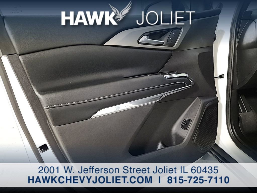 Used 2026 Chevrolet Traverse LT w/ Midnight/Sport Edition FWD image 19