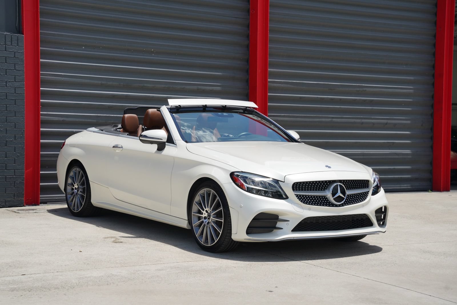 Used 2023 Mercedes-Benz C 300 Cabriolet image 4