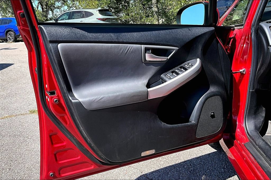 Used 2015 Toyota Prius Four FWD image 22
