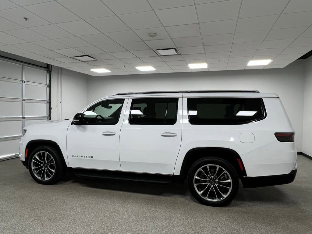 Used 2024 Jeep Wagoneer L Series II w/ Premium Group I image 8