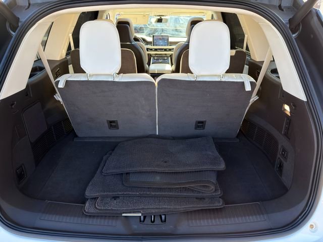 Used 2022 Lincoln Aviator Black Label w/ Dynamic Handling Package image 52