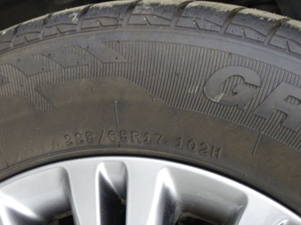 Used 2014 Chrysler Town & Country Touring-L w/ Driver Convenience Group image 36