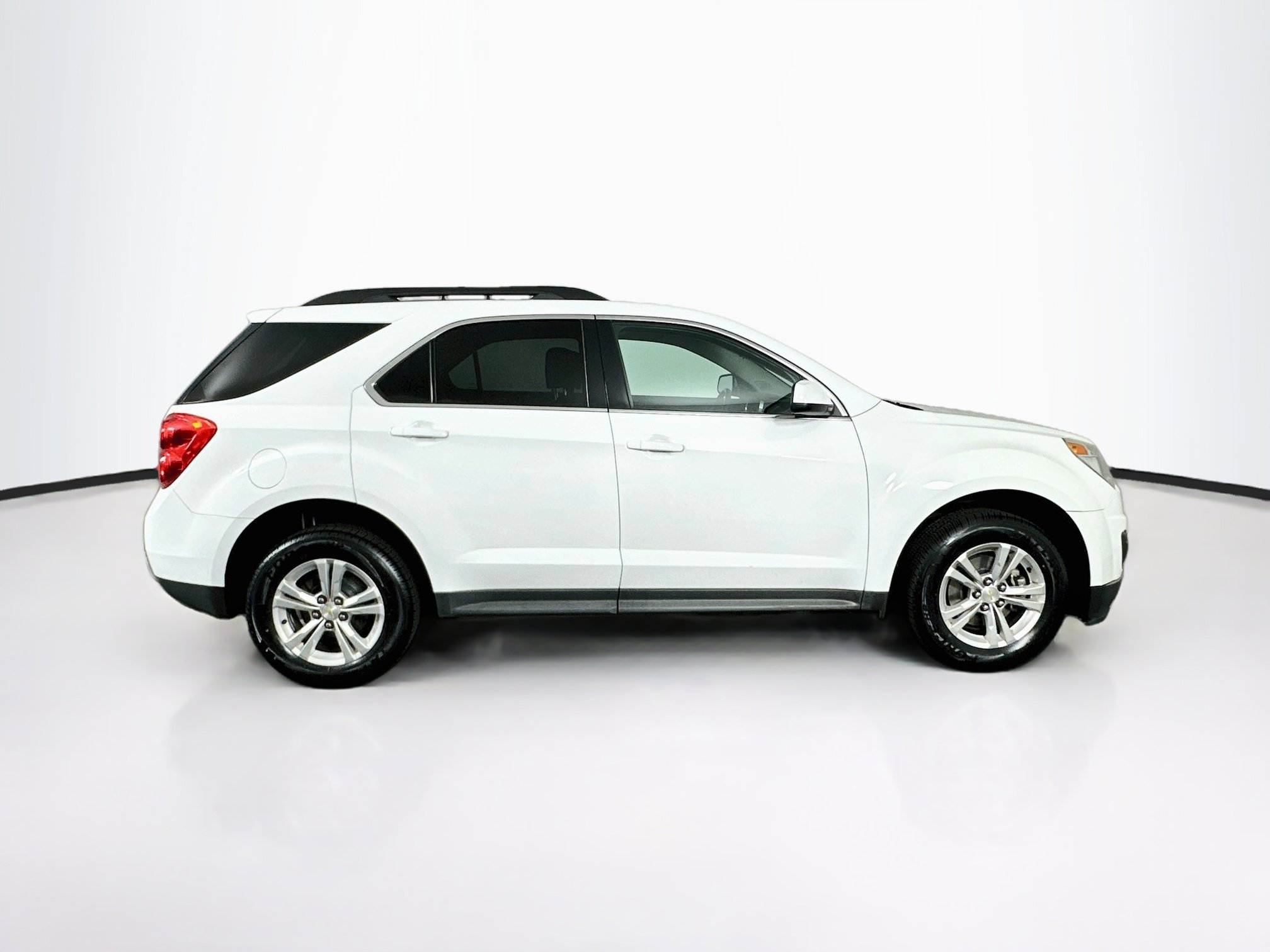 Used 2015 Chevrolet Equinox LT w/ Driver Convenience Package FWD image 10