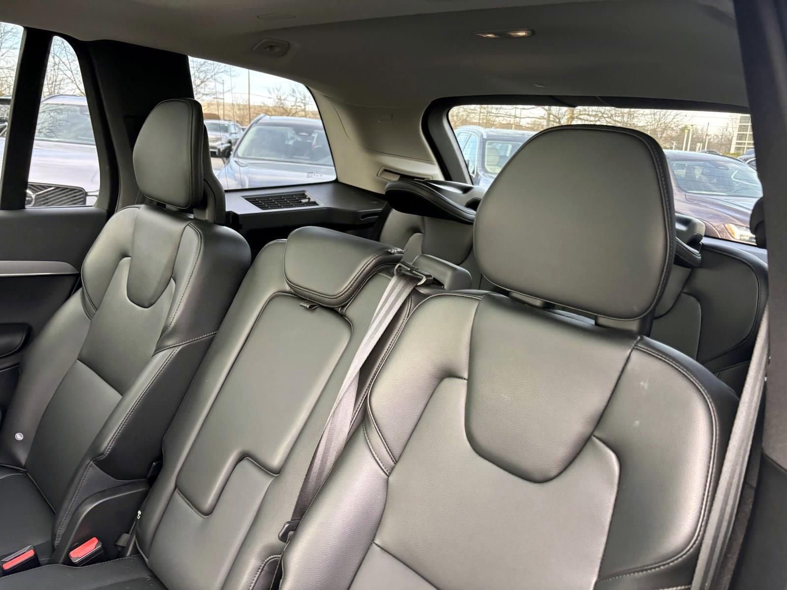 Used 2023 Volvo XC90 B5 Core w/ Protection Package Premier image 27