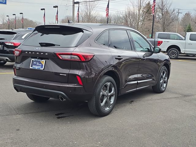 Certified 2023 Ford Escape ST-Line w/ Tech Pack #1 image 4