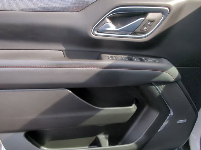 Used 2023 Chevrolet Suburban RST w/ Luxury Package image 26