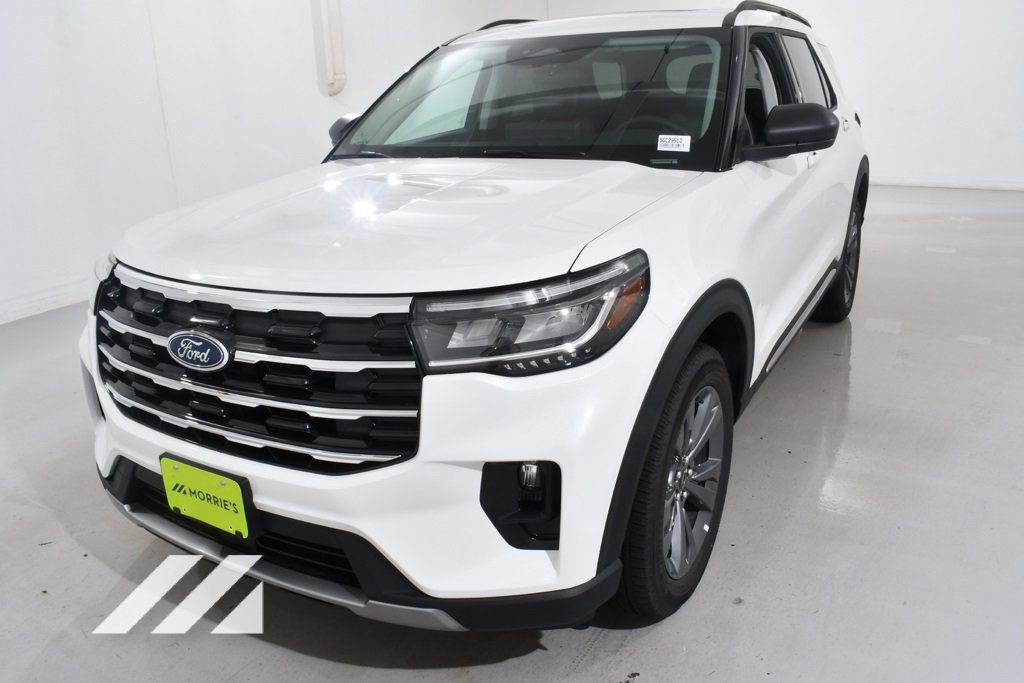 New 2025 Ford Explorer Active w/ Active Comfort Package image 2