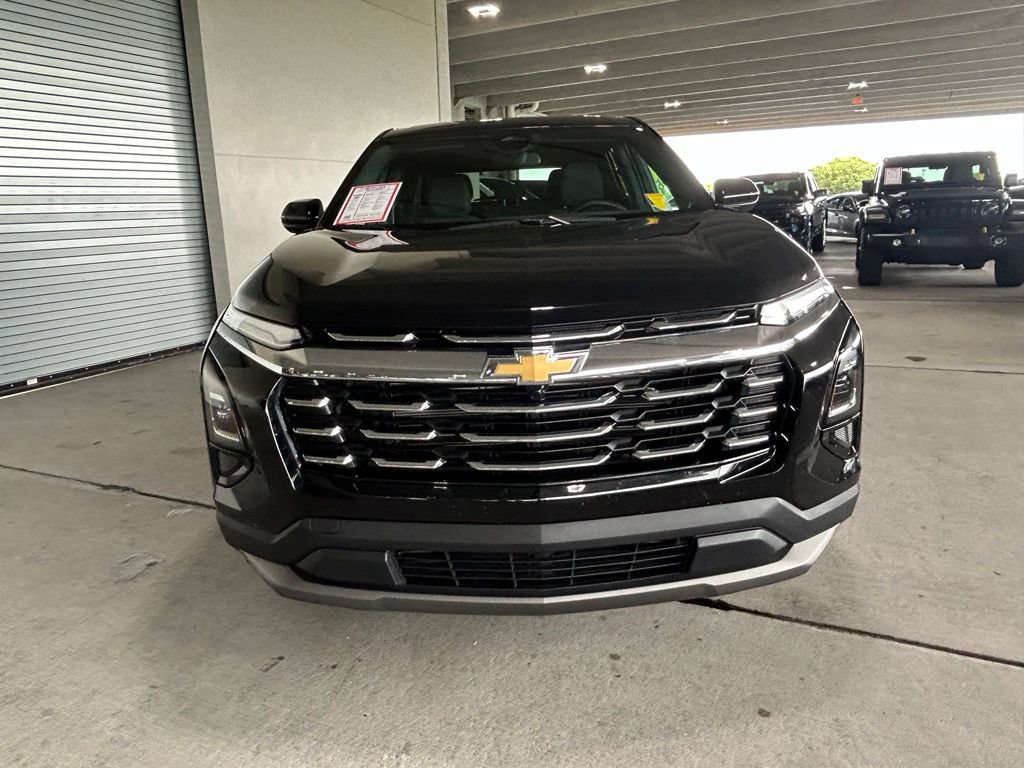 Used 2025 Chevrolet Equinox LT FWD image 8