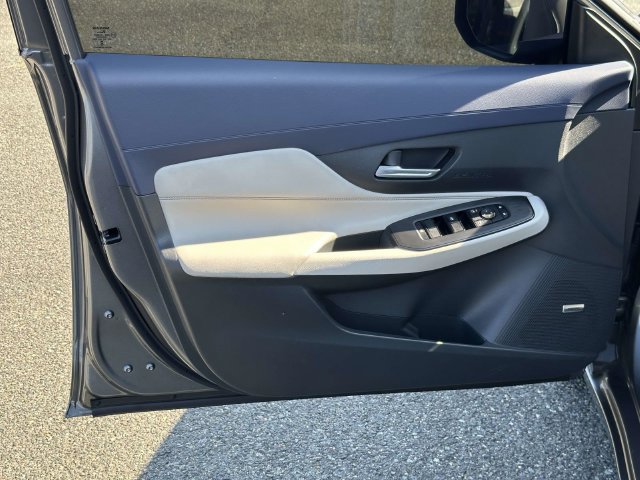 Used 2026 Nissan Sentra SL w/ Floor Mat Package FWD image 14