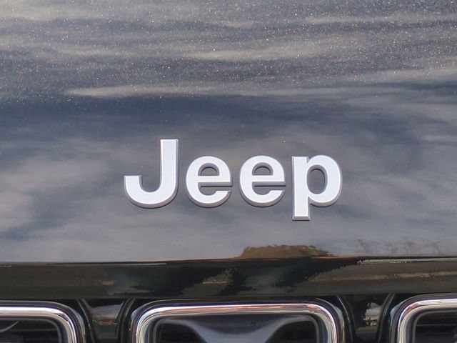 New 2025 Jeep Grand Cherokee L Limited w/ Luxury Tech Group II AWD/4WD image 43