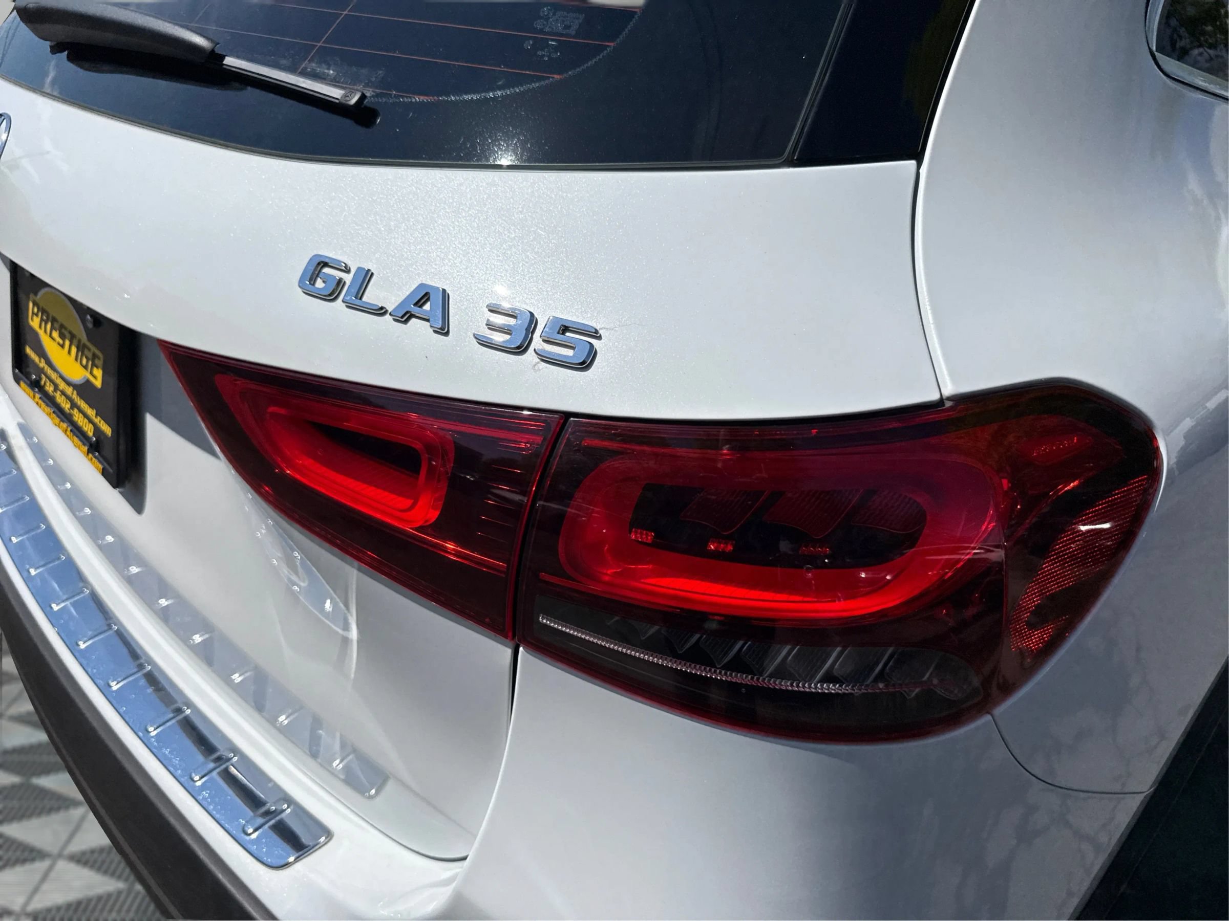 Used 2022 Mercedes-Benz GLA 35 AMG 4MATIC image 26