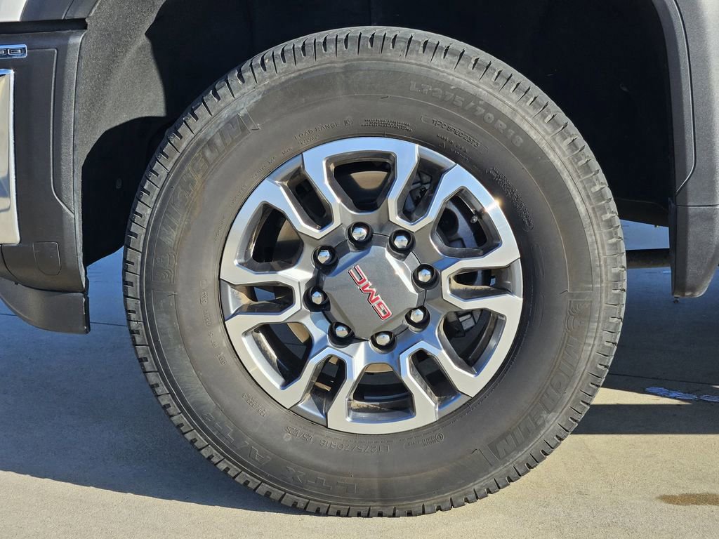 Used 2024 GMC Sierra 2500 SLT w/ SLT Premium Package image 12