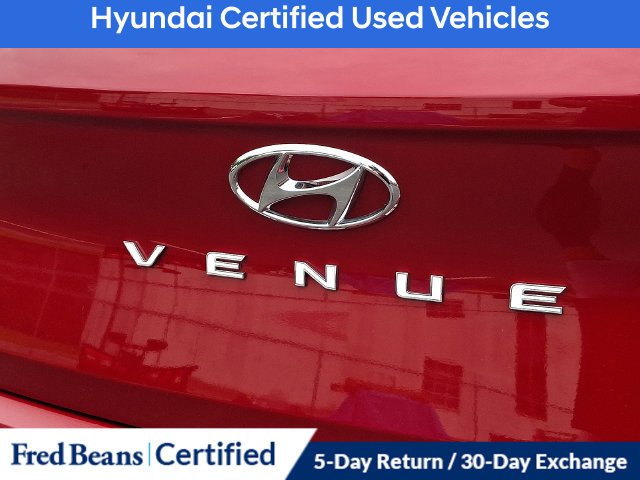 Used 2023 Hyundai Venue Limited FWD image 35