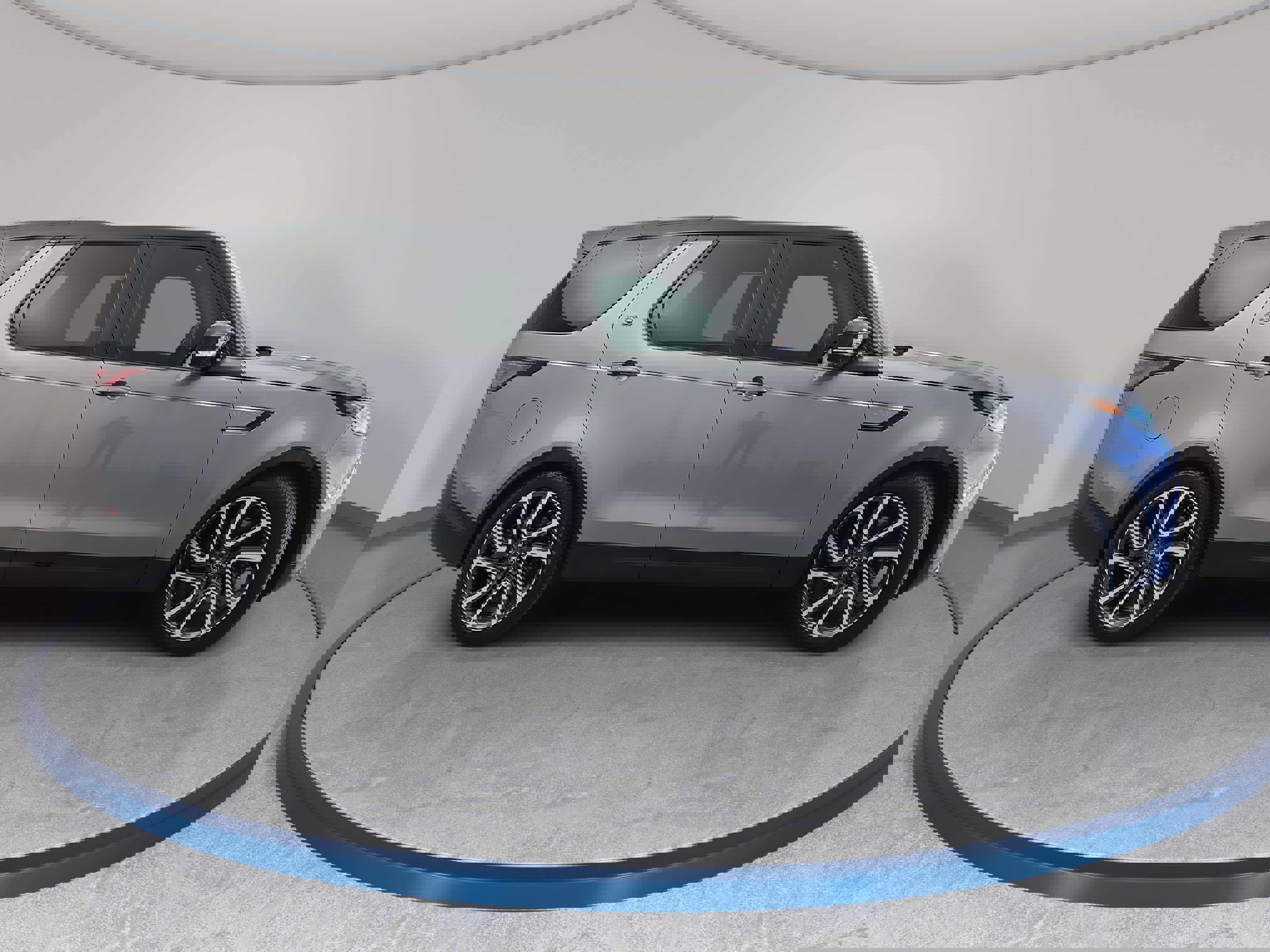 Certified 2025 Land Rover Discovery Dynamic SE image 4