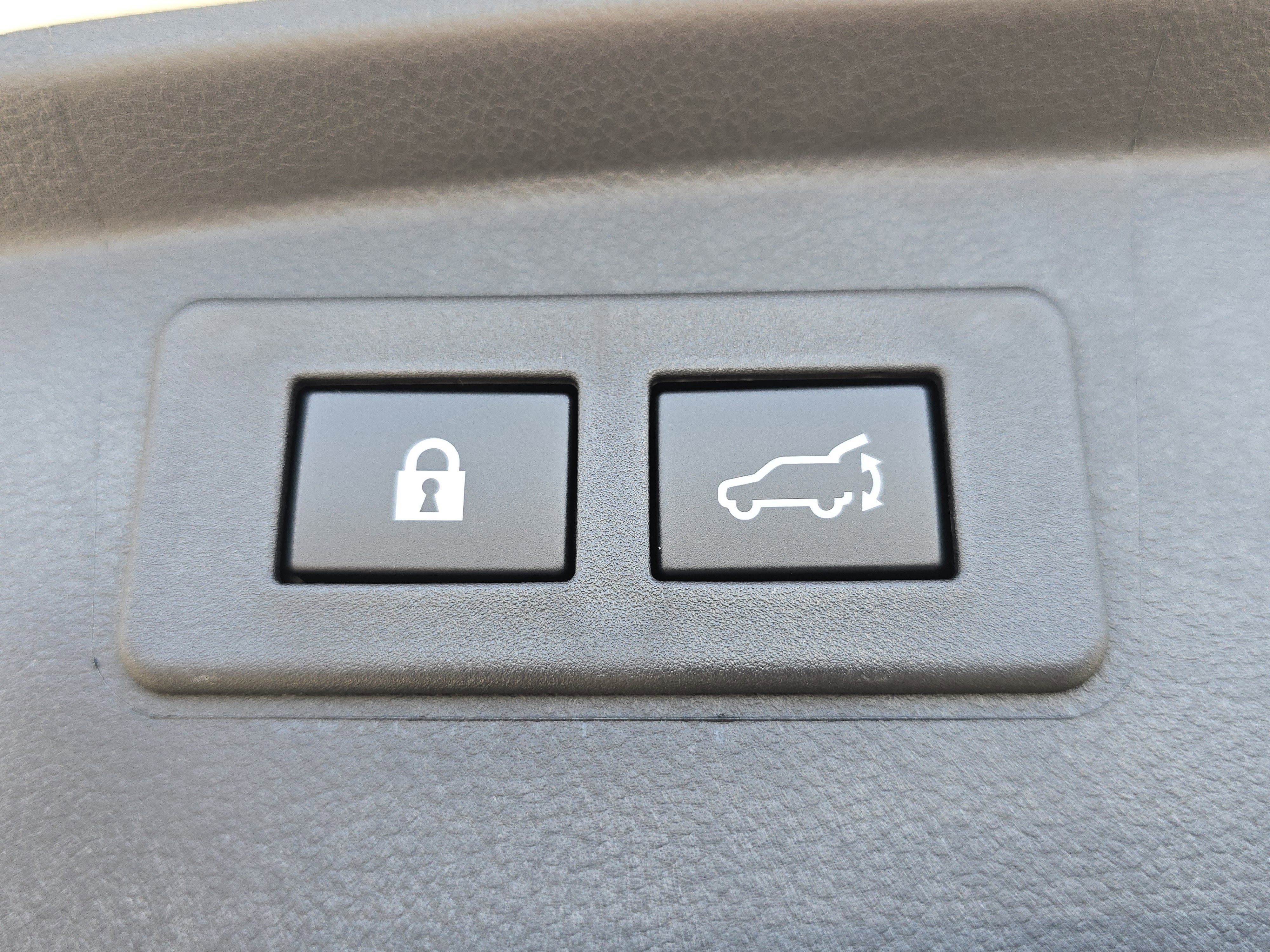 New 2025 Subaru Outback Premium image 17