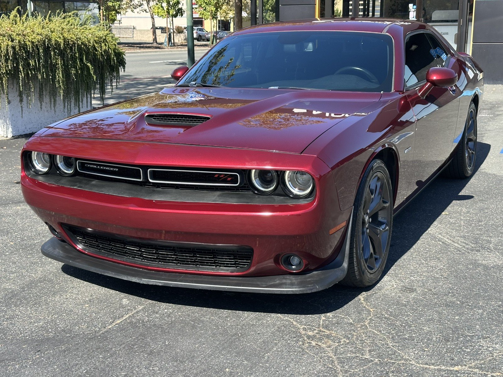 Used 2019 Dodge Challenger R/T RWD image 4