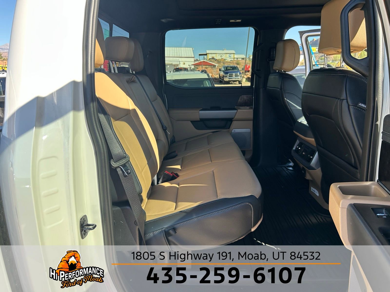 New 2025 Ford F250 Lariat w/ Lariat Ultimate Package image 37