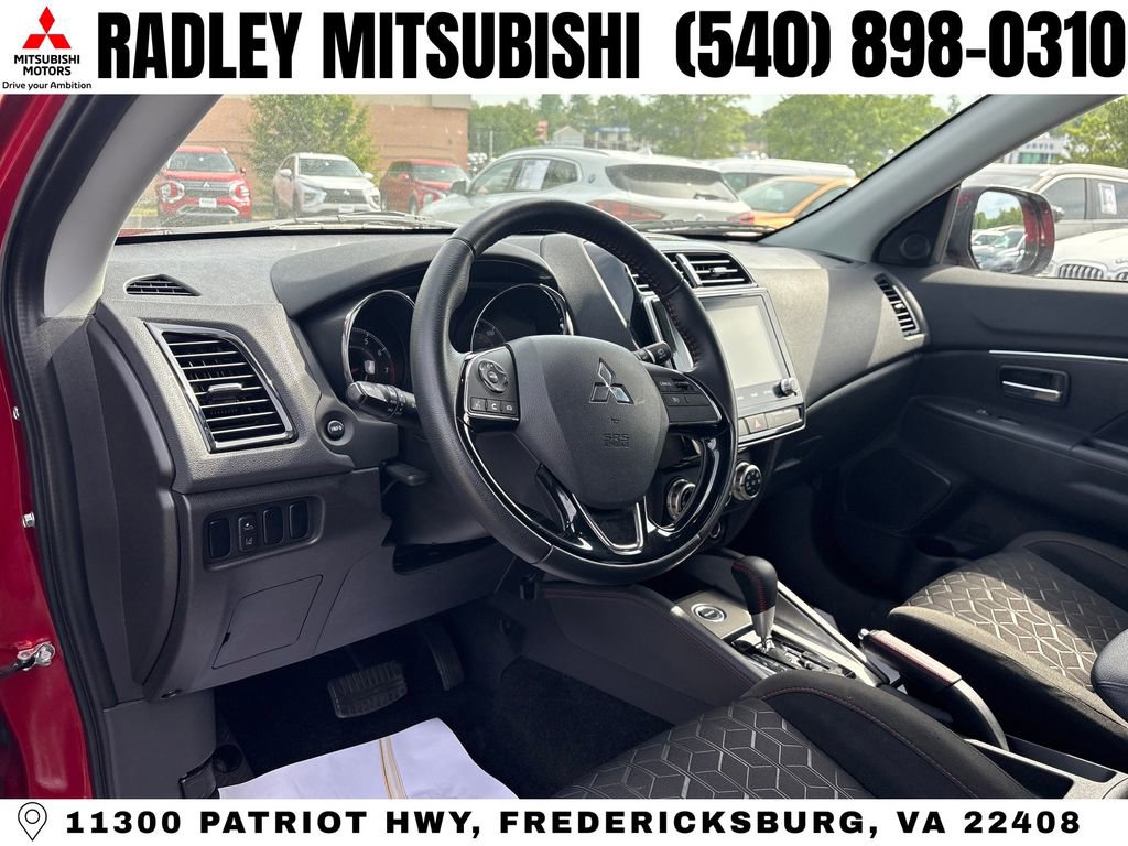 Used 2023 Mitsubishi Outlander Sport AWD image 4