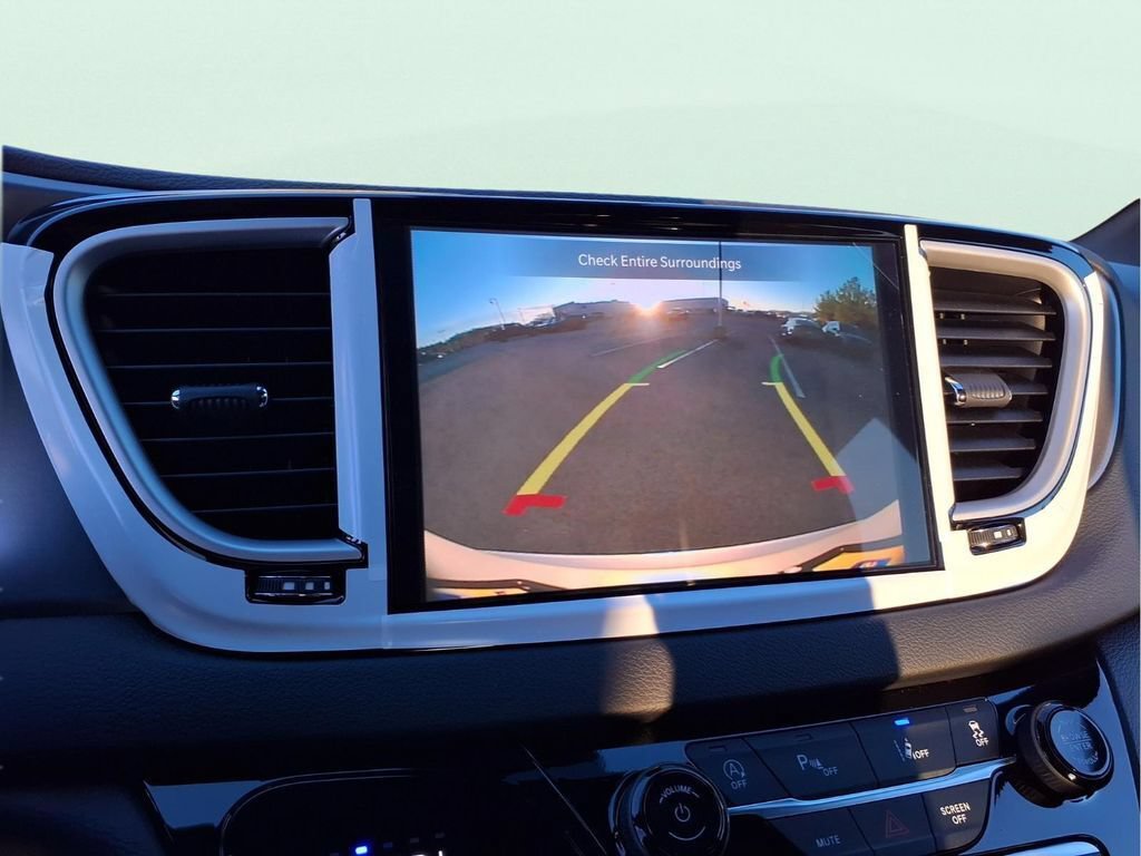 New 2026 Chrysler Voyager LX FWD image 23