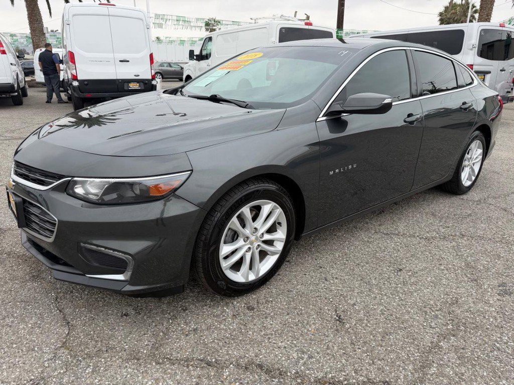 Used 2018 Chevrolet Malibu LT FWD image 12