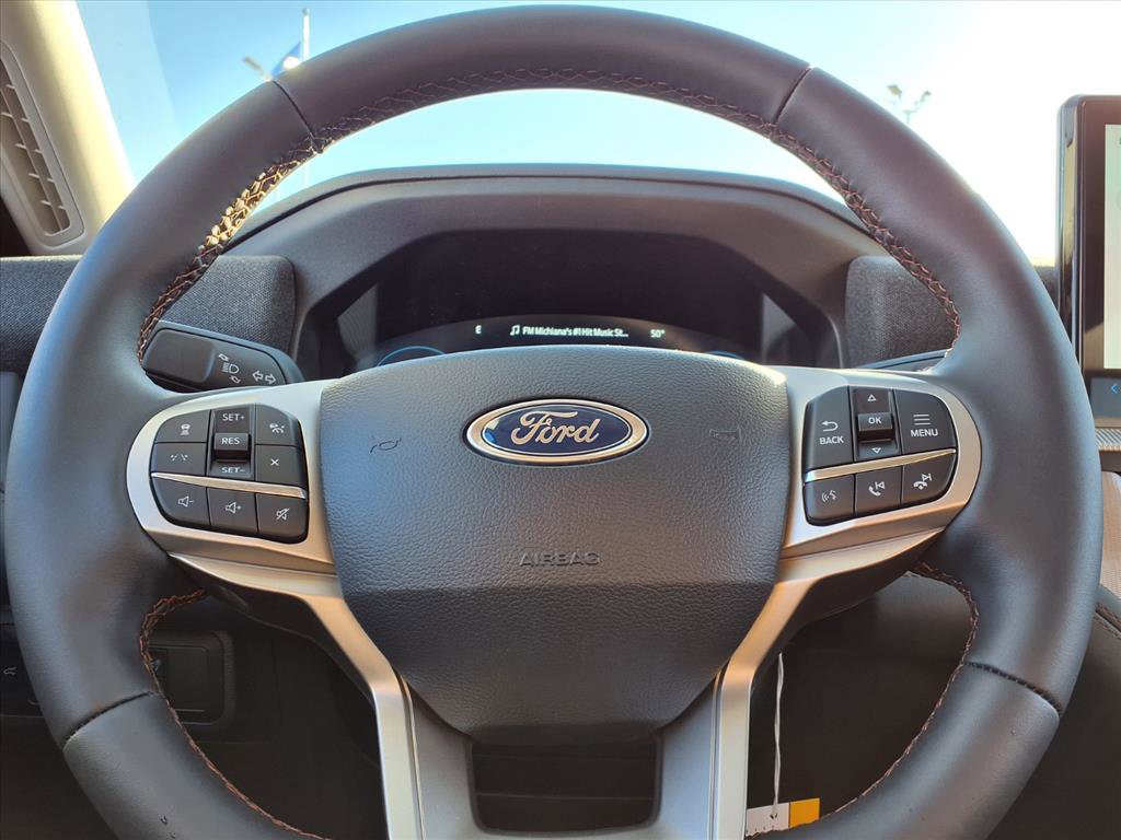 New 2026 Ford Explorer Active image 22