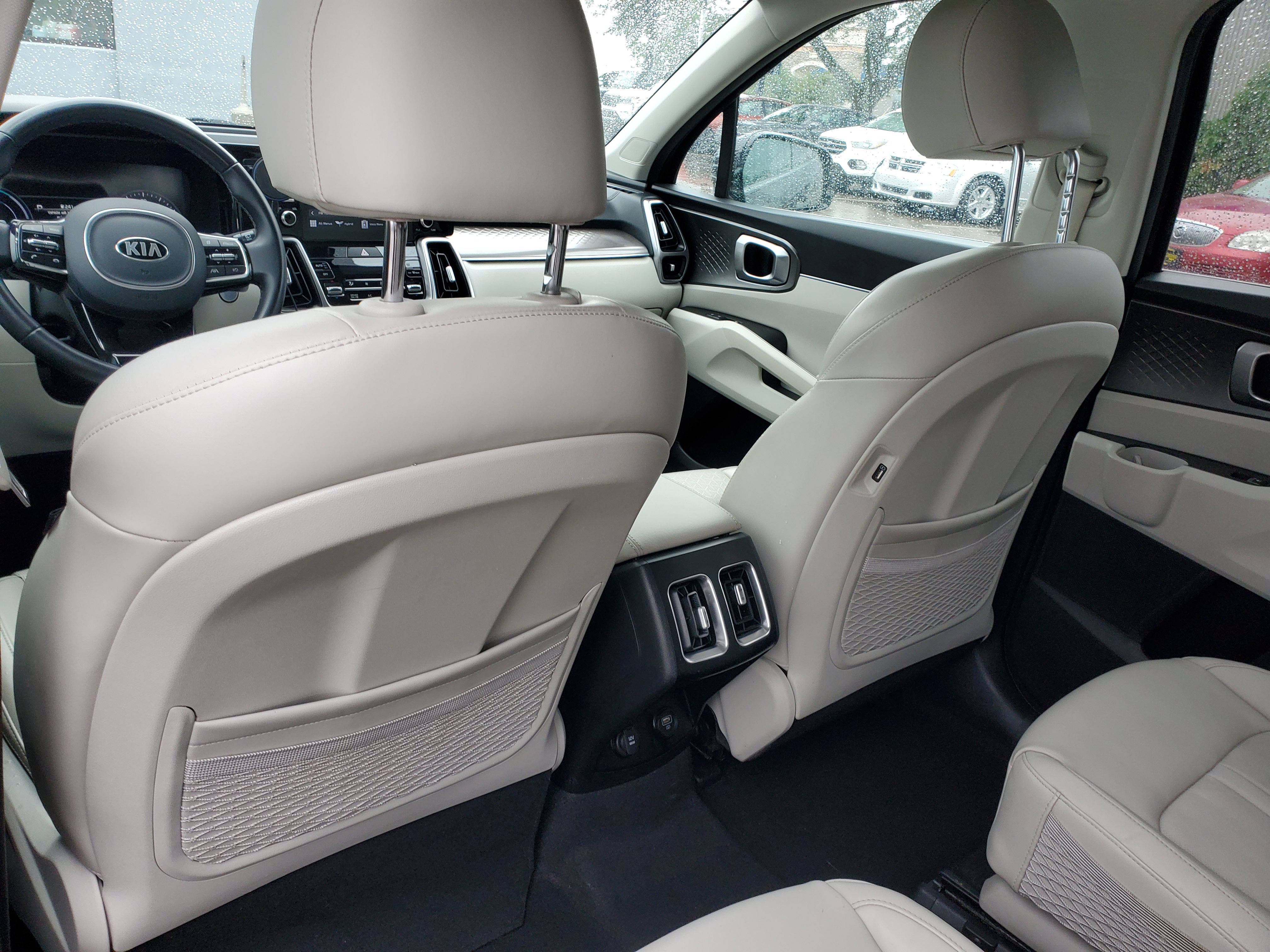 Used 2021 Kia Sorento S FWD image 15