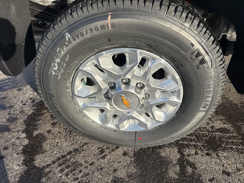 New 2026 Chevrolet Silverado 2500 LT image 11