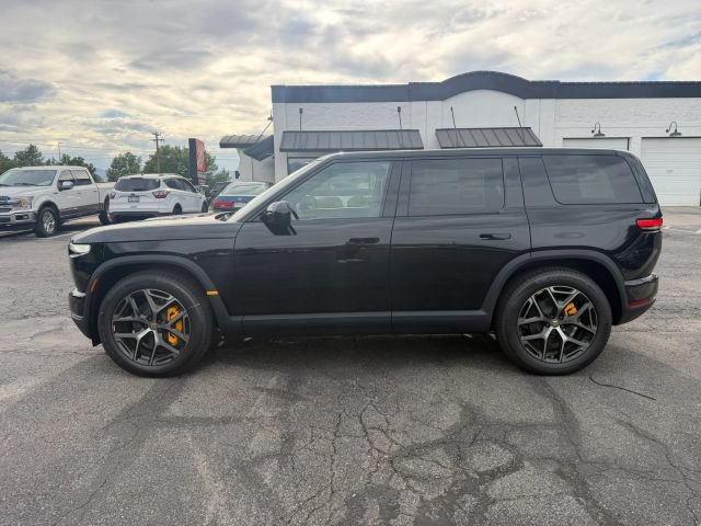 Used 2027 Rivian R2 Performance AWD/4WD image 2